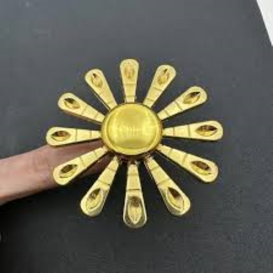 1 Piece Fidget Spinner Toys Hand Spinner High Speed For Kids/Adult Gyro Stuffer Time Relieve Stress ( Random Color )  - Image 2