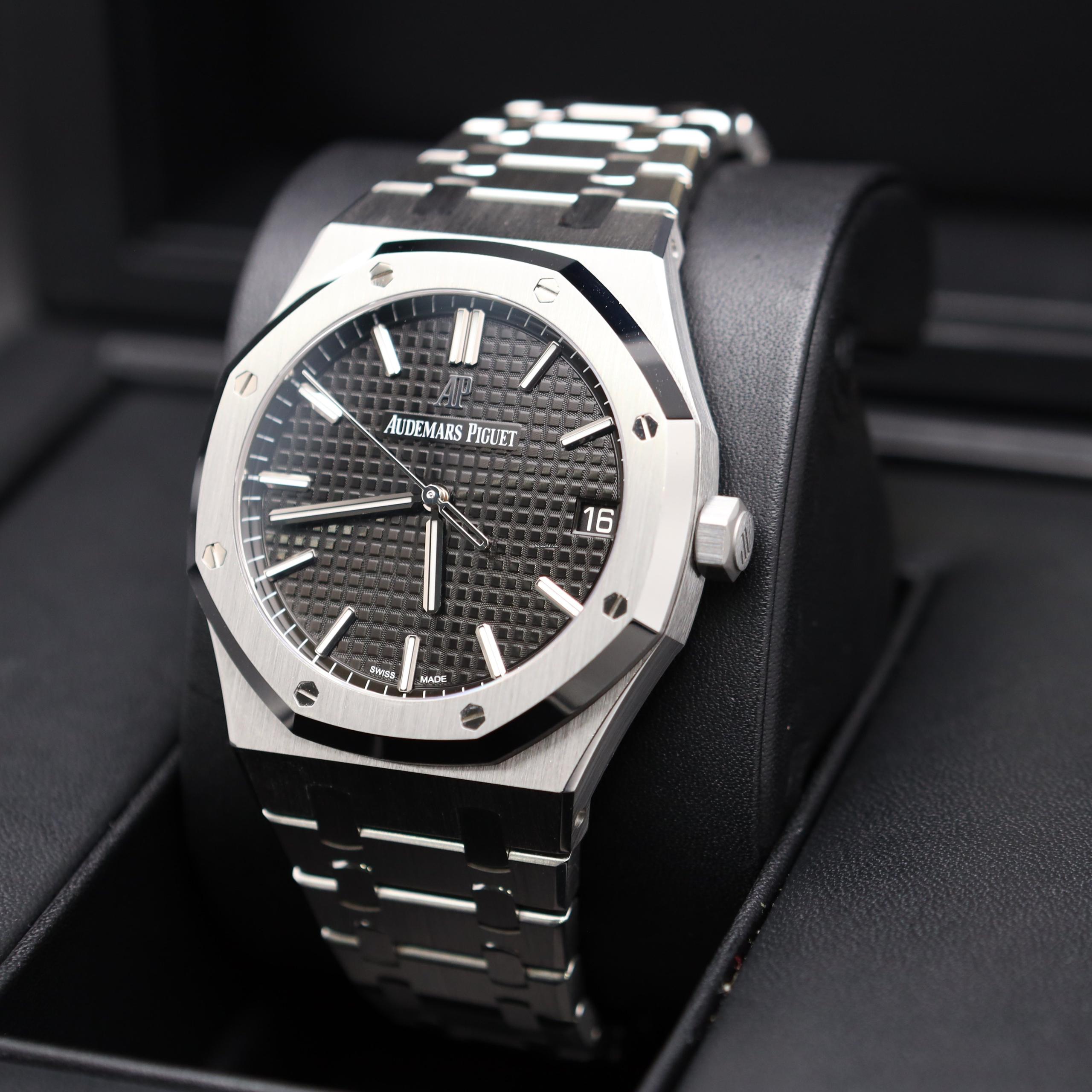 Audemars Piguet (Master Copy) Royal Oak Selfwinding | Stainless Steel Luxury Quartz Watch – Elegant Stainless Steel Timepiece with Premium Gift Box - Image 2