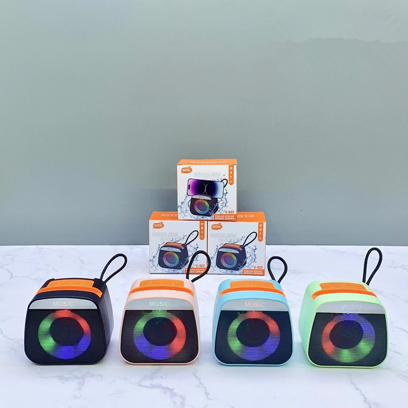 Portable Rechargeable Mini Blutooth Speaker Small LED Lights Portable Wireless Bluetooth Speaker for Outdoor Camping (Random Color) - Image 7