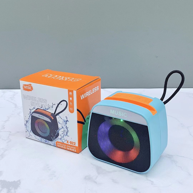 Portable Rechargeable Mini Blutooth Speaker Small LED Lights Portable Wireless Bluetooth Speaker for Outdoor Camping (Random Color) - Image 8