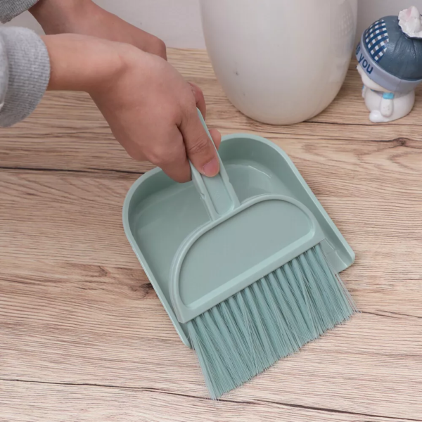 1 Pc Imported Mini Broom & Dustpan Set - Perfect for Desktop Cleaning and Quick Cleanups (Random Color) - Image 2