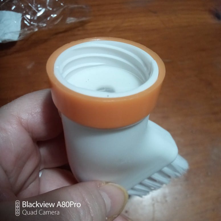 Dry/Wet Cleaning Brush Can Connect Any Mineral Water Bottle / Multi-use Cleaning Brush  (random color) - Image 2