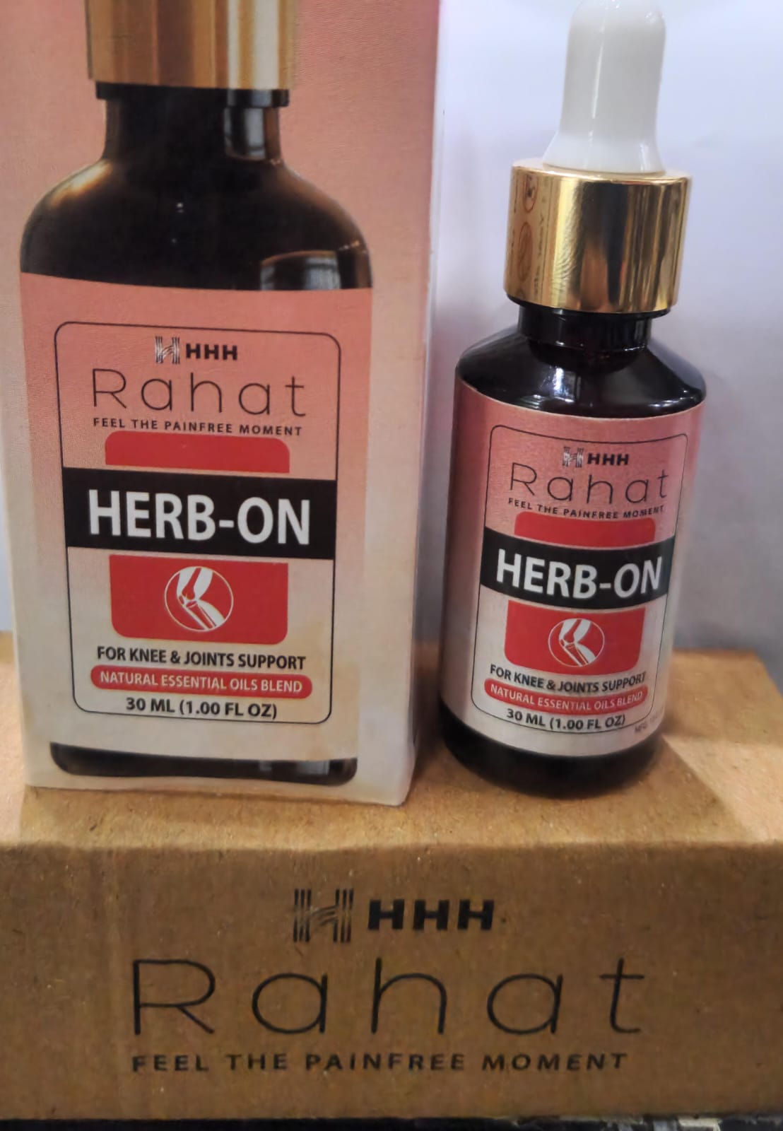 Rahat  Herb on Oil 30ml for pain in joints, back pain, arthritis pain, knee pain, tennis elbow, strains and sprains - Image 3