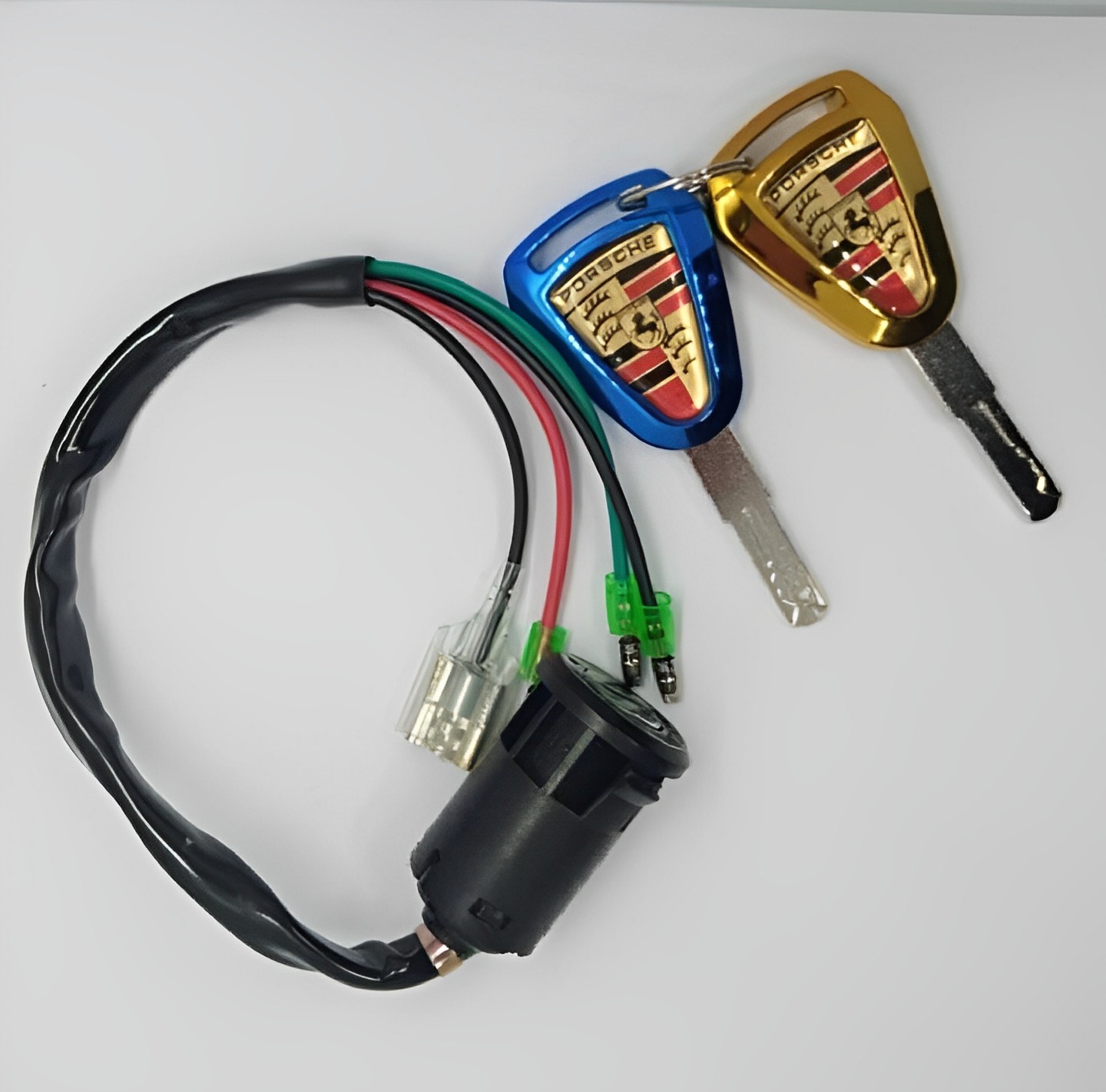 Ignition Switch with Computerized fancy Keys for 125cc bike new style two fancy computerize keys for all 125  bikes - Image 3
