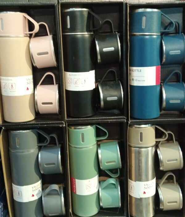 3 Cup 500 Ml Double-Layer Stainless Steel Vacuum Flask Set  ( Random Color ) - Image 2