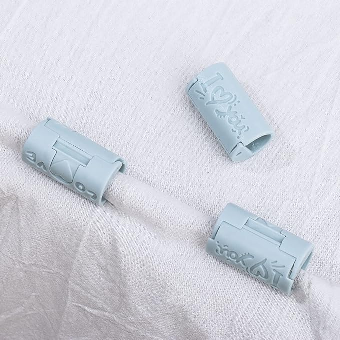 Mattress Bedsheet Fixing Clips | Bed Sheet holder | Anti-Skid Buckle Bed Cover Grippers (Random color)