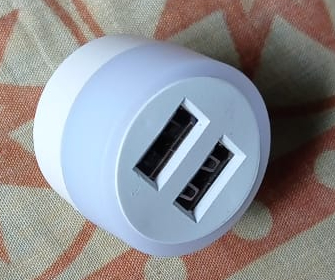 Portable USB Night Light Splitter with 2 Ports for Laptop,PC and CHARGING - Image 3