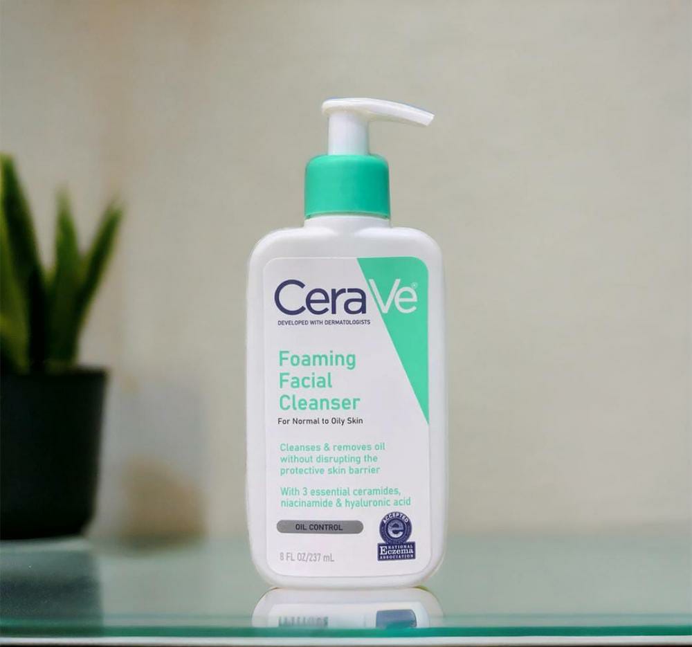 CeraVe Foaming Facial Cleanser - 236ml - Help To Maintain Your Skin’s Protective Barrier - Image 2