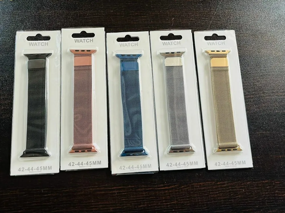Stainless Steel Milanese Magnetic Mesh Loop Smart Watch Band Strap Metal Watchband - (Random Color & Design)